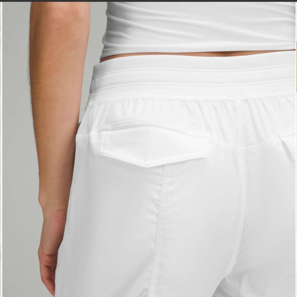 Lululemon Sz S Dance Studio Relaxed-Fit Mid-Rise Cargo Pant White Like New 2024 - Picture 10 of 16